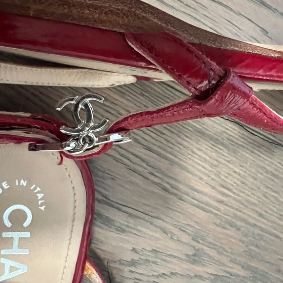 Genuine Channel Red Sandal Flat!' - Picture 6 of 8